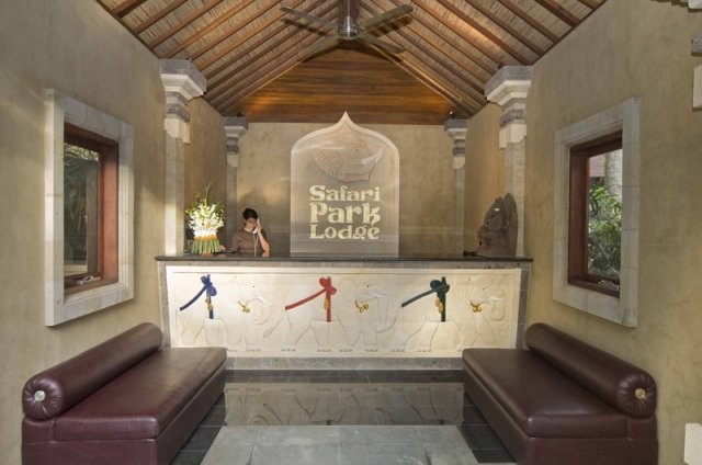 Elephant Safari Park Lodge Hotel
